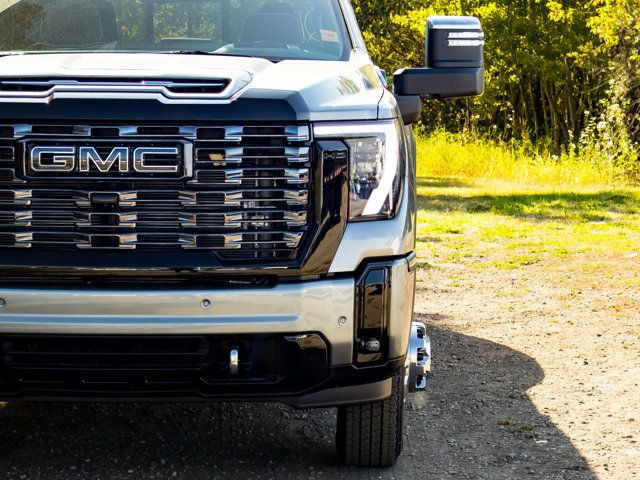 2026 GMC Sierra 3500HD Denali Ultimate in Cars & Trucks in Edmonton - Image 4