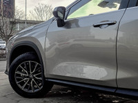 EXTRAS ON VEHICLE PREMIUM PACKAGE -CARGO LINER -DASH CAMERA L/100Km City: 10.9 L/100Km Hwy: 8.5 Safe... (image 6)