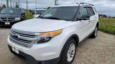 Welcome to Rom-Car Auto Sales. We are thrilled to offer a used 2015 FORD EXPLORER XLT AWD at only 18...