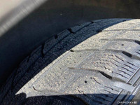 This Dodge Durango has a powerful Regular Unleaded V-8 5.7 L/345 engine powering this Automatic tran... (image 7)