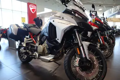 Argyll Motorsports 2024 Ducati Multistrada V4 S Travel & Radar Spoked Wheels Iceberg White Rewrite t...