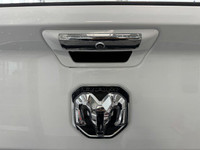 NAVIGATION SYSTEM, LEATHER FRONT VENTED BUCKET SEATS, ENGINE: 6.7L CUMMINS I-6 HO TURBO DIESEL, TRAN... (image 5)