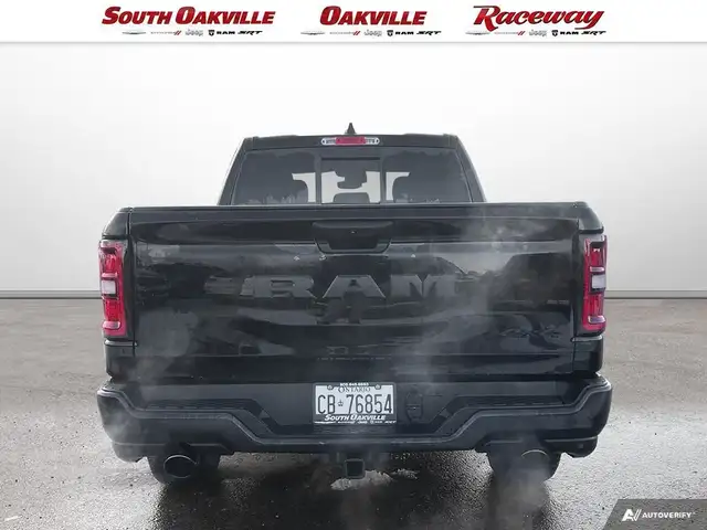 2025 Ram 1500 TRADESMAN CREW CAB | 6.4 BOX | 3.92 AXLE | DEMO | in Cars & Trucks in Oakville / Halton Region - Image 5
