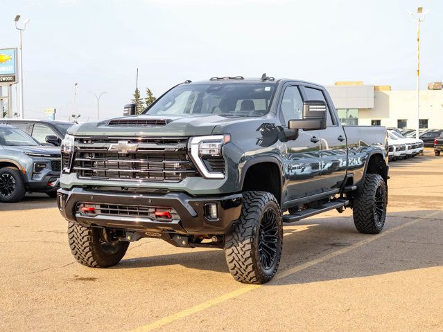 2025 Chevrolet Silverado 3500HD LTZ Trail Boss 6.6L Duramax in Cars & Trucks in Edmonton - Image 4