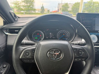 Experience style, efficiency, and advanced technology in the 2022 Toyota Venza XLE Hybrid. Powered b... (image 7)