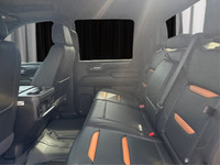 NAVIGATION, PARKING DISTANCE SENSORS, SATELLITE RADIO, HEATED SEATS, POWER SEATS, CRUISE CONTROL, AI... (image 9)