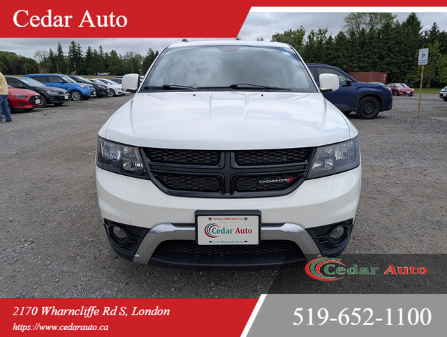 2017 Dodge Journey Crossroad AWD | 7 Passenger in Cars & Trucks in London - Image 4