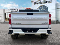 This Chevrolet Silverado 1500 boasts a Gas V8 6.2L/376 engine powering this Automatic transmission.... (image 3)