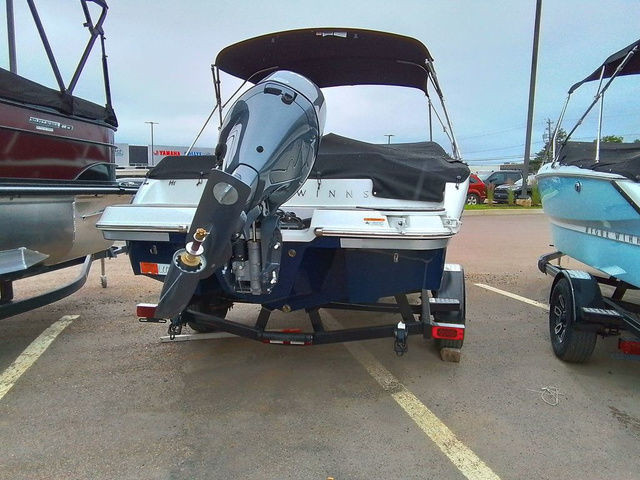 2023 Four Winns H1 OB W/YAMAHA F115XB AND TRAILER in Powerboats & Motorboats in City of Halifax - Image 3