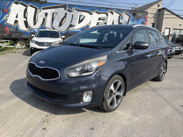 2014 Kia Rondo EX * 136000KM - TRES BIEN ÉQUIPÉ - 7 PASSAGERS * in Cars & Trucks in Laval / North Shore