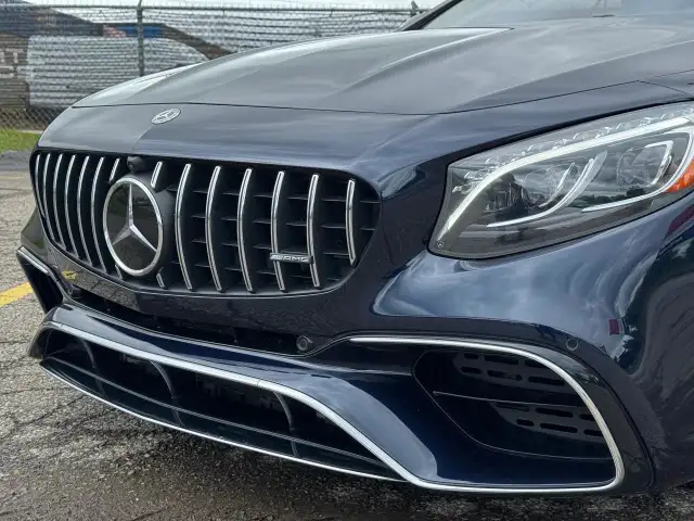 2019 Mercedes-Benz S-Class AMG S 63 **CLEAN CARFAX** in Cars & Trucks in Hamilton - Image 12