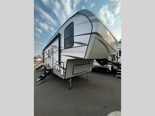 2023 Keystone RV Cougar Half-Ton 32BHS in Travel Trailers & Campers in Edmonton - Image 3