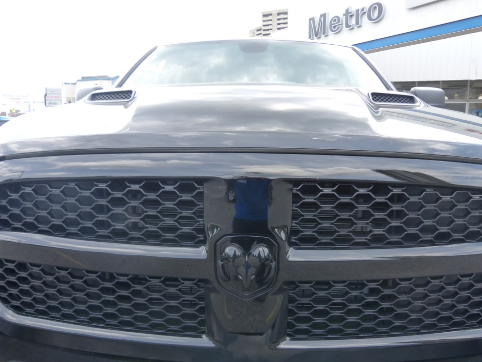 2022 Ram 1500 Classic NIGHT EDITION