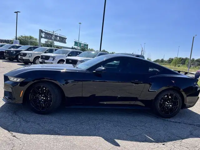 2024 Ford Mustang GT | 401A| GT PKG| BRONZE PKG| LEATHER SEATS in Cars & Trucks in Kitchener / Waterloo - Image 4