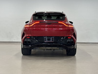 L'Aston Martin DBX707 2023 est un VUS de luxe à transmission intégrale propulsé par un moteur V8 bit... (image 6)