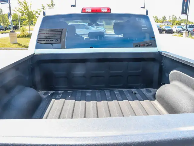 2023 RAM 1500 Classic Tradesman HEMI 5.7L V8 | Night Edition... dans Autos et camions dans London - Image 26