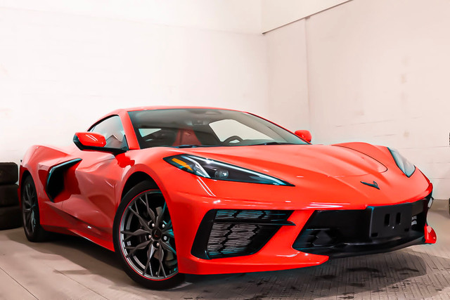 2024 Chevrolet Corvette STINGRAY 1LT + T-TOP + V8 + RWD DEMARREU in Cars & Trucks in Laval / North Shore