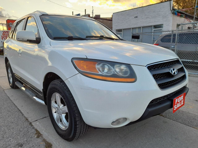  2009 Hyundai Santa Fe AWD-ECO-EXTRA CLEAN-LEATHER-SUNROOF-AUX-U in Cars & Trucks in City of Toronto