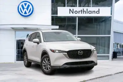 This Mazda CX-5 delivers a Regular Unleaded I-4 2.5 L/152 engine powering this Automatic transmissio...