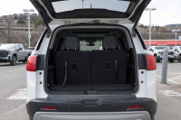 Check out our 2018 GMC Acadia SLT—where comfort meets capability. This SUV is loaded with features i... (image 4)