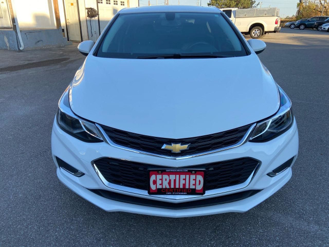  2017 Chevrolet Cruze Premier ** CARPLAY, NAV, HTD LEATH ** in Cars & Trucks in St. Catharines - Image 2