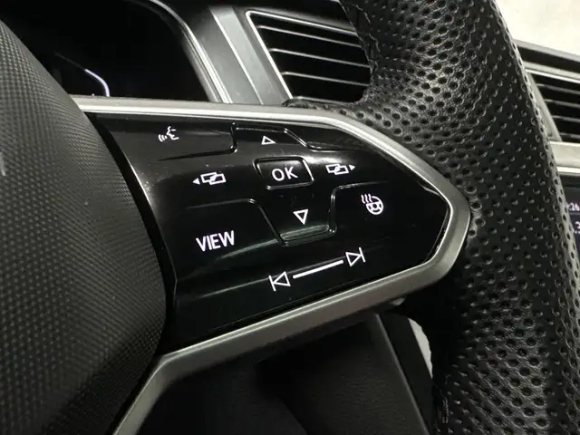 2022 Volkswagen Tiguan Highline R-Line AWD - NAV, Memory Seat, B in Cars & Trucks in Strathcona County - Image 24