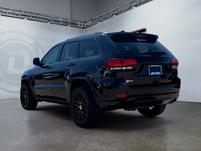 2021 Jeep Grand Cherokee in Cars & Trucks in Medicine Hat - Image 3