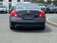 This 2008 Nissan Altima 2.5S has a Black Exterior and Black Interior with seating for 5. Equipped wi... (image 6)