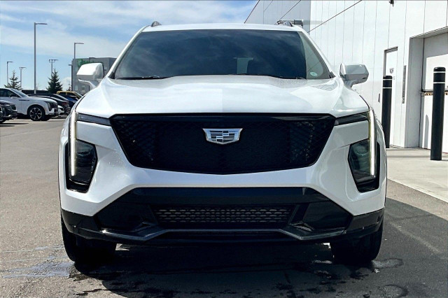 2024 Cadillac XT4 in Cars & Trucks in Calgary - Image 2