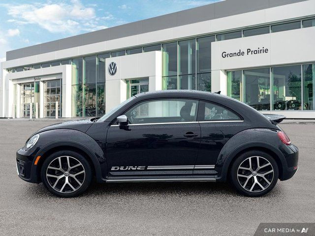 2019 Volkswagen Beetle Dune in Cars & Trucks in Grande Prairie - Image 2