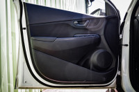This 2022 Hyundai Kona is for sale today. This SUV has 90,300 kms. It's white in colour . It has an... (image 8)
