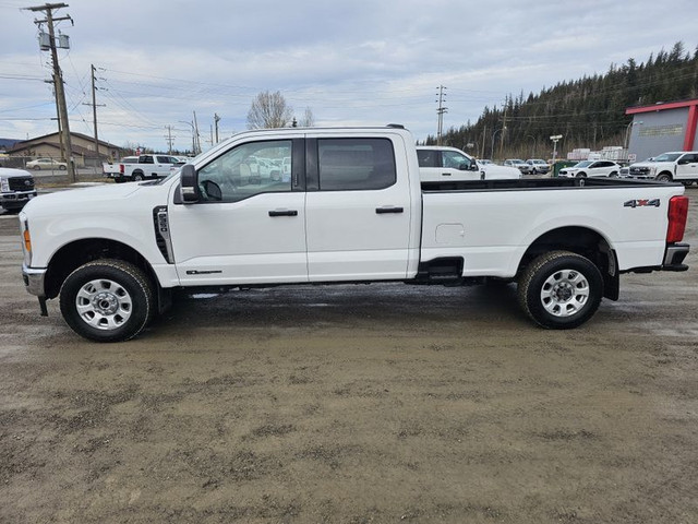 2023 Ford Super Duty F-350 SRW XLT in Cars & Trucks in Prince George - Image 2