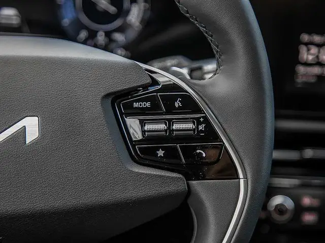 2025 Kia Niro EV Wind in Cars & Trucks in Oakville / Halton Region - Image 16