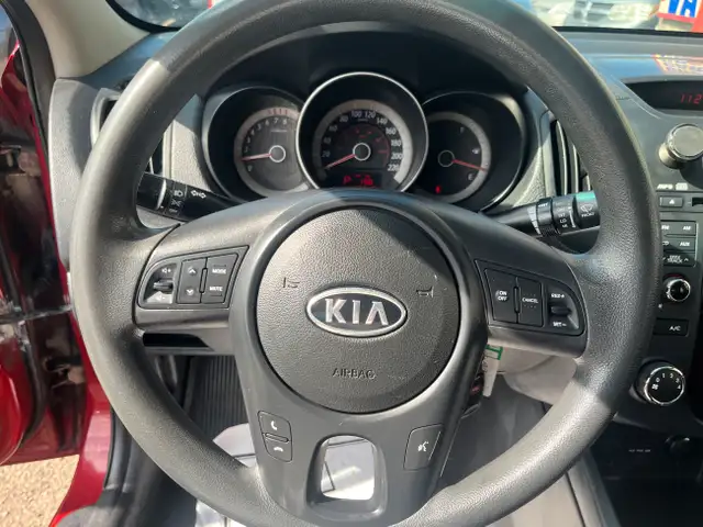 2010 Kia Forte EX in Cars & Trucks in Kitchener / Waterloo - Image 14