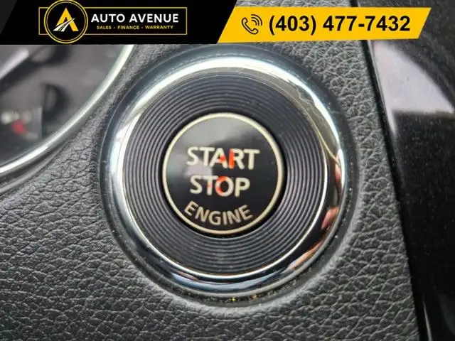 2018 Nissan Rogue SL - HEATED STEERING WHEEL, LEATHER HEATED SEA dans Autos et camions dans Calgary - Image 25