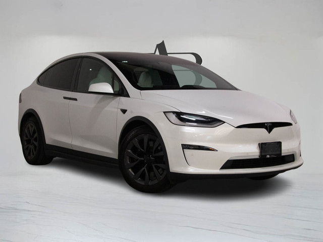 2023 Tesla Model X PLAID | 6 PASSENGER | YOKE STEERING | AUTO PI in Cars & Trucks in Mississauga / Peel Region - Image 2
