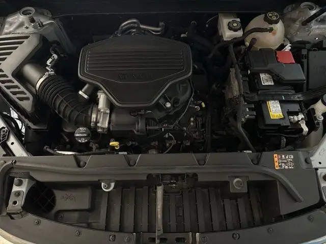 2022 GMC Acadia AT4 | Sunroof | Remote Start in Cars & Trucks in Edmonton - Image 29
