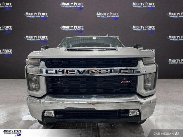 2022 Chevrolet Silverado 2500HD LT in Cars & Trucks in Grande Prairie - Image 2