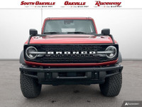 Chili Pepper Red Exterior, Medium Sandstone/Blk Onyx Interior, Clean CarFax, No Accidents, 4WD, Low... (image 1)