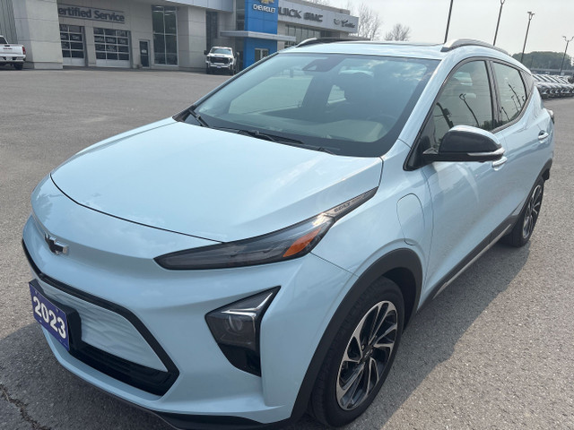 2023 Chevrolet Bolt EUV Premier EUV Premier + Sunroof + Navi... in Cars & Trucks in Oshawa / Durham Region - Image 3