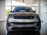 Comes equipped with: Power Trunk, Power Mirrors, Sunroof , Load Bearing Exterior Rack, Remote Igniti... (image 2)