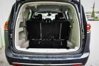 This 2023 Chrysler Pacifica is for sale today. This van has 113,422 kms. It's blue in colour . It ha... (image 7)