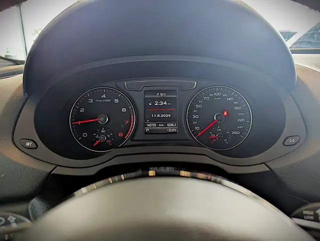 2018 Audi Q3 Progressiv in Cars & Trucks in City of Montréal - Image 23