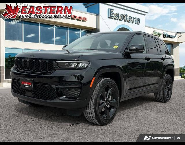 2025 Jeep Grand Cherokee Altitude in Cars & Trucks in Winnipeg