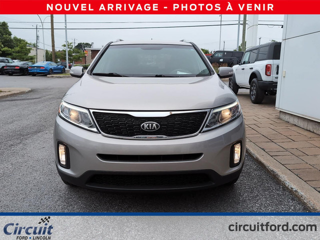 2015 KIA Sorento LX Traction intégrale à vendre in Cars & Trucks in City of Montréal - Image 2