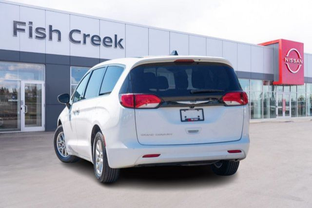 2024 Chrysler Grand Caravan SXT | No Accidents | Customer in Cars & Trucks in Calgary - Image 4