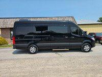 Diesel, 15 Passenger Seating. To view more and all the photos please visit www.klippensteinservice.c... (image 3)