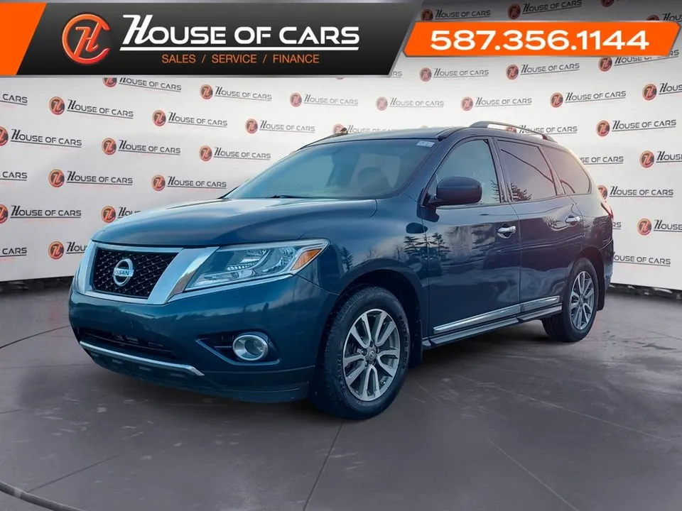 2013 Nissan Pathfinder SL w/ Leather / 7 Seater