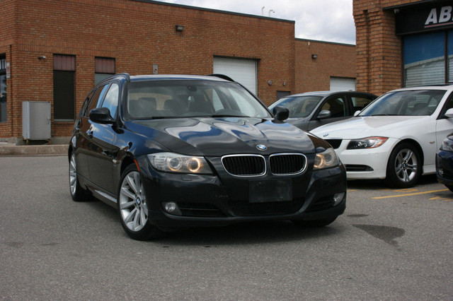 2012 BMW 3 Series 4dr Touring Wgn 328i xDrive AWD in Cars & Trucks in Markham / York Region - Image 3