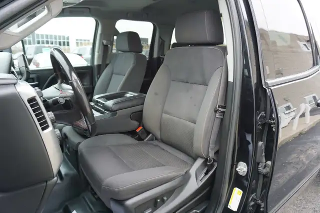 2018 Chevrolet Silverado 2500HD in Cars & Trucks in Oakville / Halton Region - Image 15